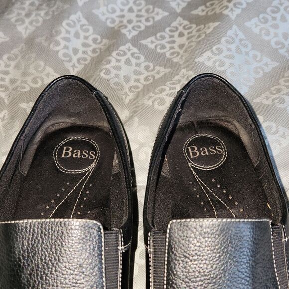 Bass Women Black Leather Loafer - Picture 7 of 8